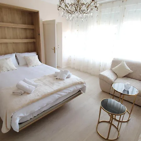 La Casa - Sebenico Apartament *